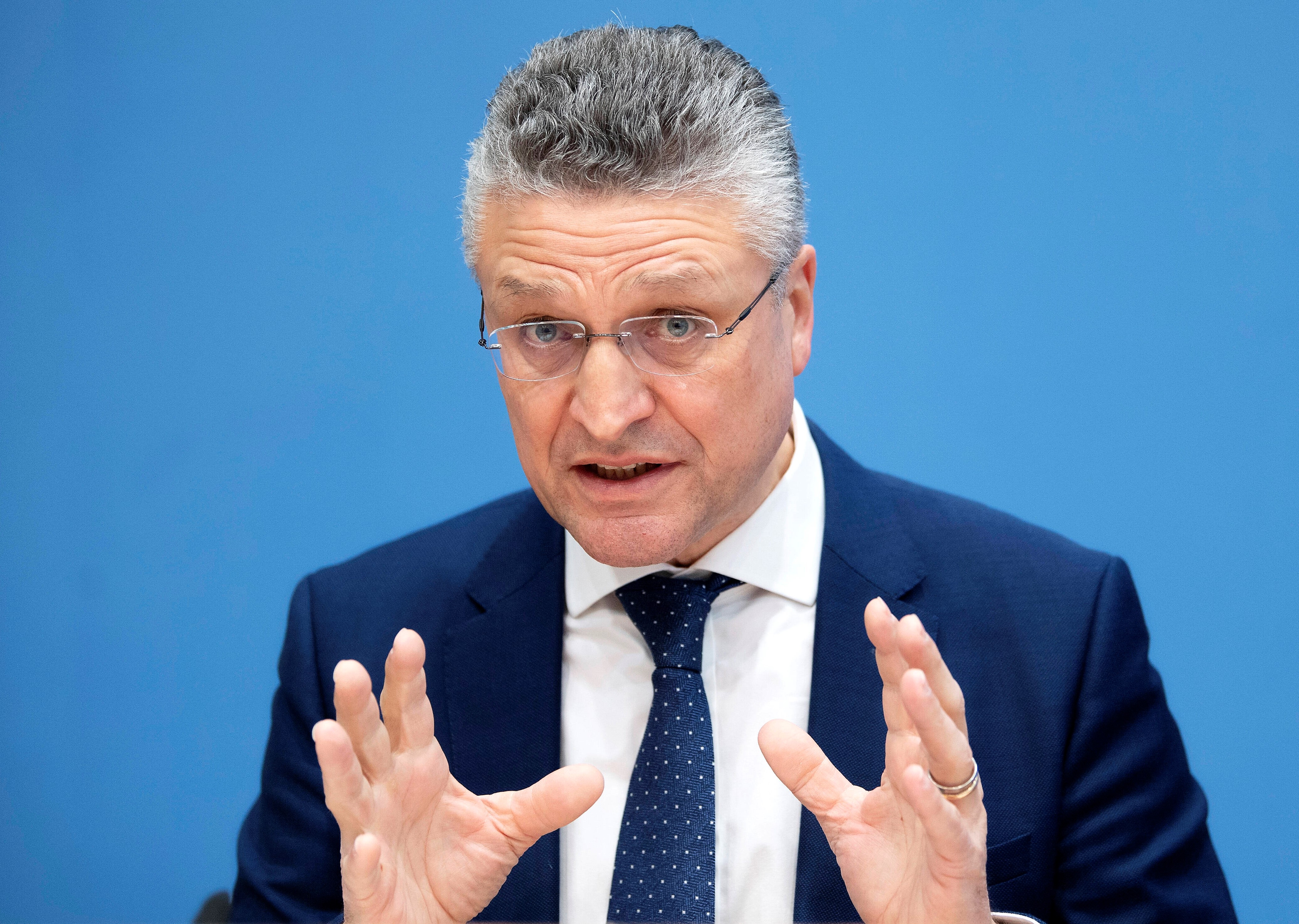 Deutschland droht neue Corona-Welle! Aggressive Variante Arcturus steht bereits bereit
